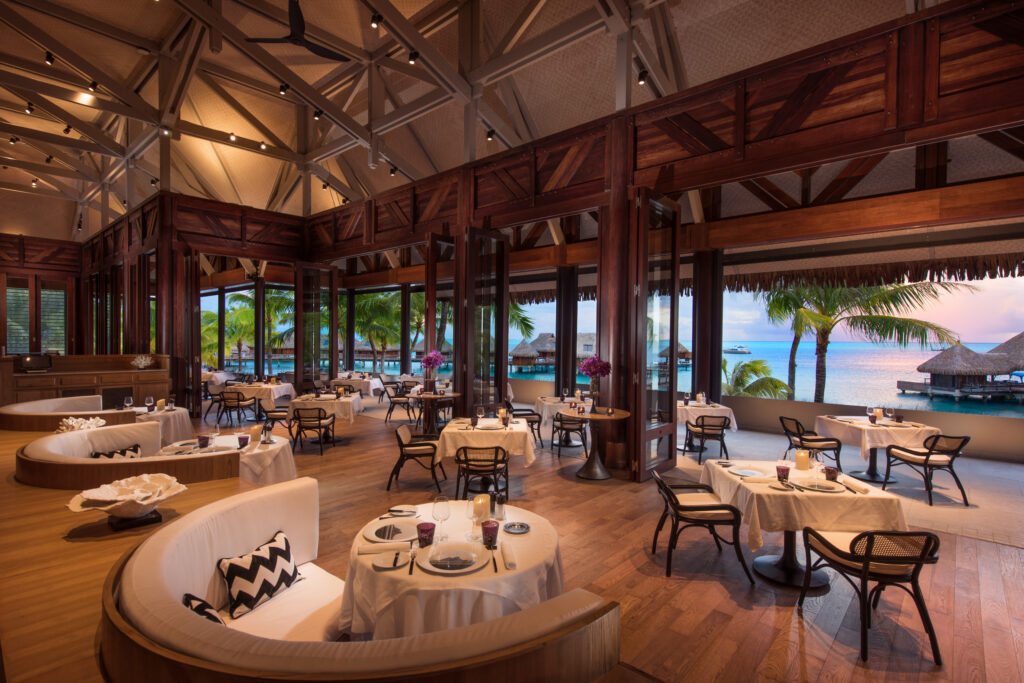 BOB Conrad Bora Bora Nui – F&B – Iriatai French Restaurant (3)