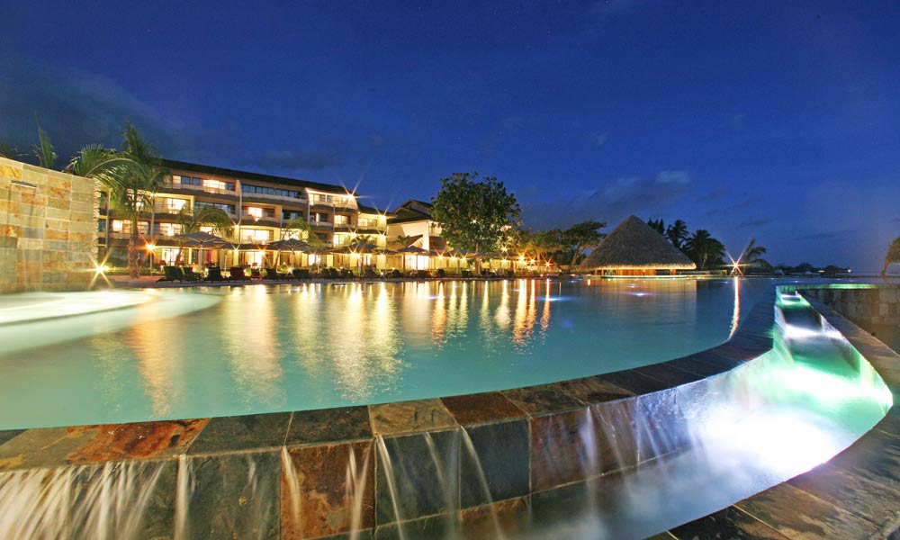 Manava-Suite-Resort-Tahiti-Pool-1